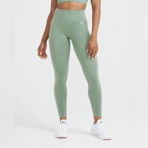 Oner Active Classic Seamless Leggings in Sage